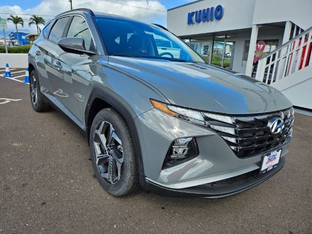 2024 Hyundai Tucson SEL in Hampton Gray — front three-quarter view
