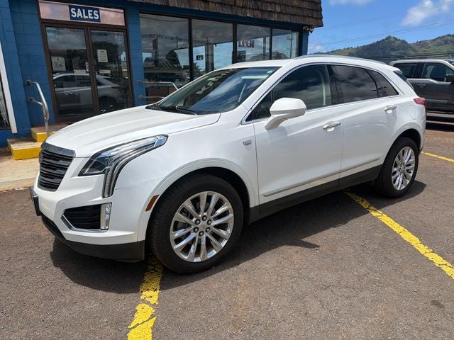 2019 Cadillac XT5 Premium Luxury in Crystal White Tricoat — front three-quarter view