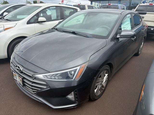 2020 Hyundai Elantra SEL in Portofino Gray — front three-quarter view